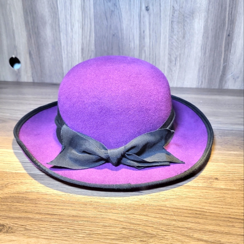 Vintage 100% WOOL Purple Top Hat WPL 5953 With Black Bow Lined 40s - 50s